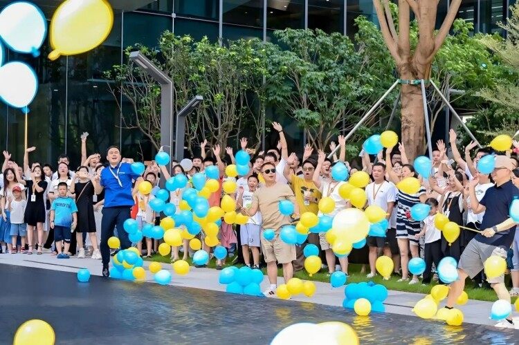 The Emdoor Value Compass:Survival through Hard Work: Acknowledging the grit needed to succeed.