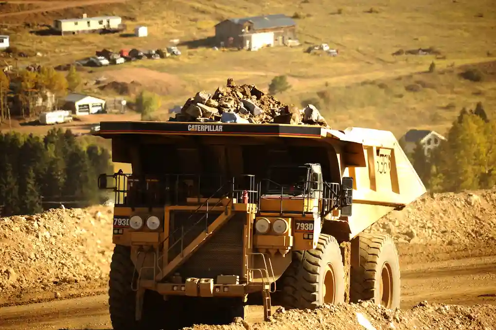 mining-truck.webp