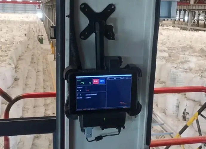Emdoor EM-I86H Tablet is Accelerating Warehouse Operations